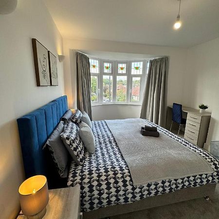 Smart Guest Rooms Fast Access To Central London Via Piccadilly Line New Southgate Εξωτερικό φωτογραφία