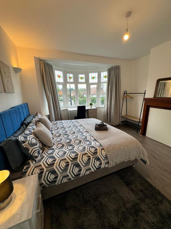Smart Guest Rooms Fast Access To Central London Via Piccadilly Line New Southgate Εξωτερικό φωτογραφία